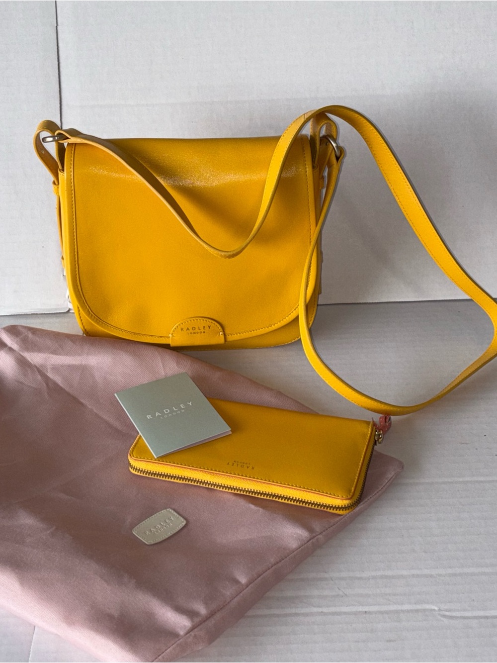 RADLEY LONDON Yellow Leather Crossbody Bag with Matching Wallet